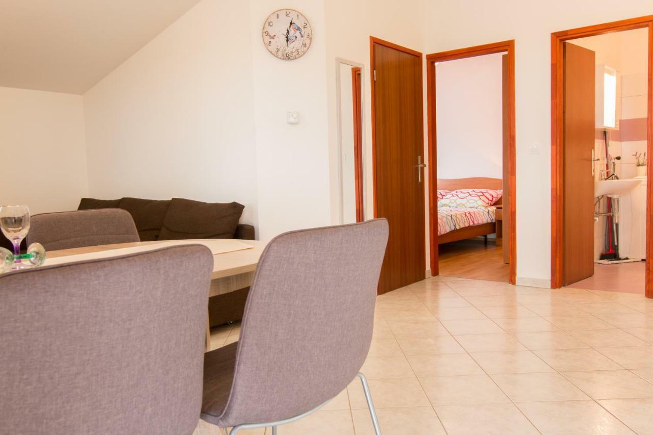 Apartman Deni Peroj Eksteriør billede